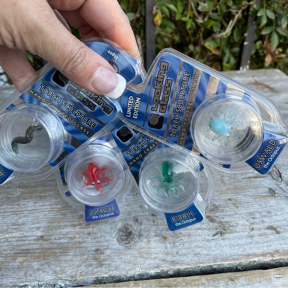 Looking Glass Octopus miniatures set of 4 figurines